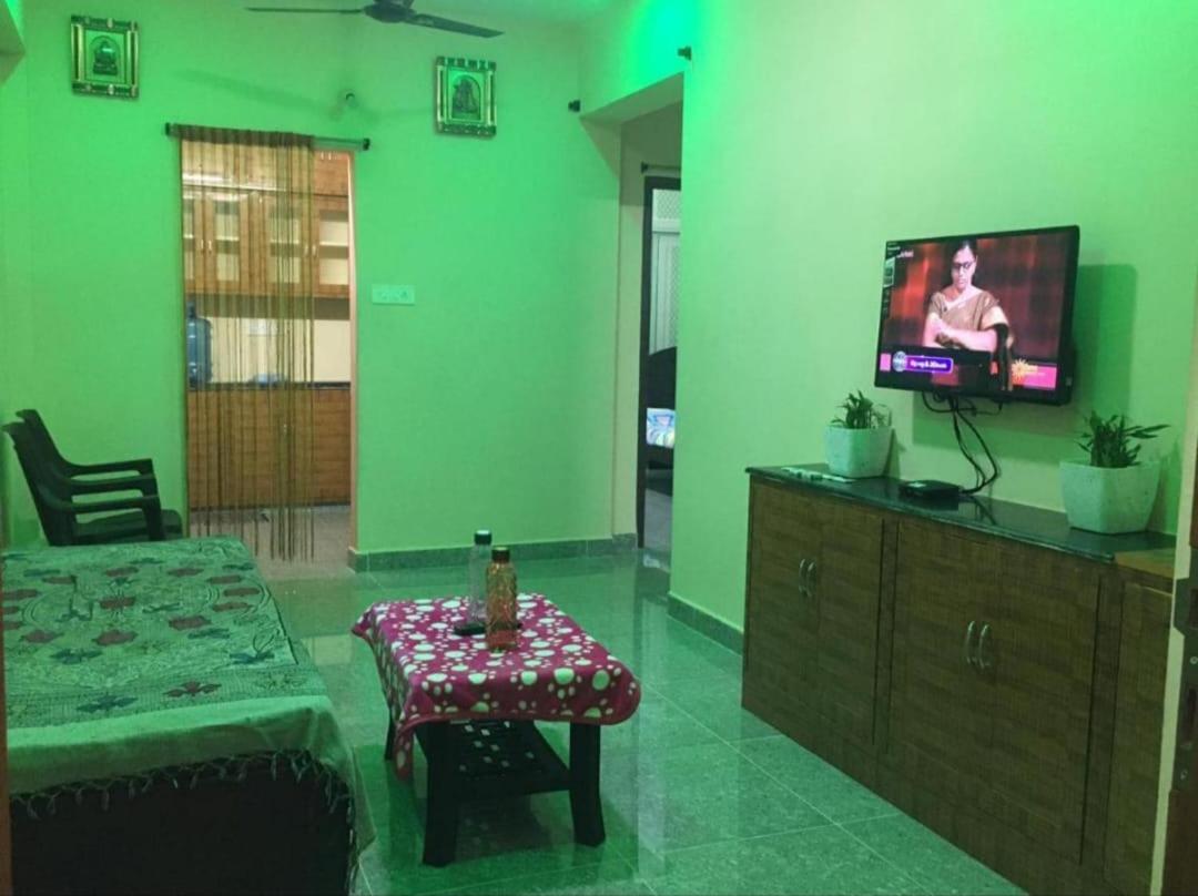 Anandi Homestays 蒂鲁帕蒂 外观 照片